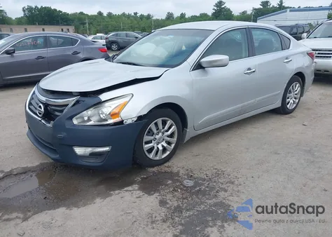2015 Nissan Altima 2.5 S z USA, uszkodzony, nr VIN 1N4AL3AP5FC198810